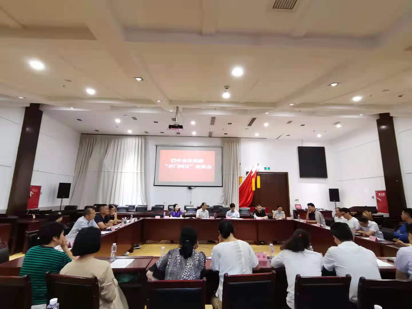 图片1 图片1